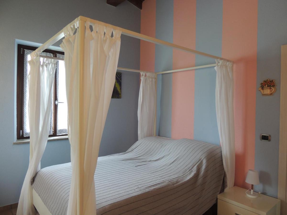 B&B Casa Bella Comba Vignolo Eksteriør bilde
